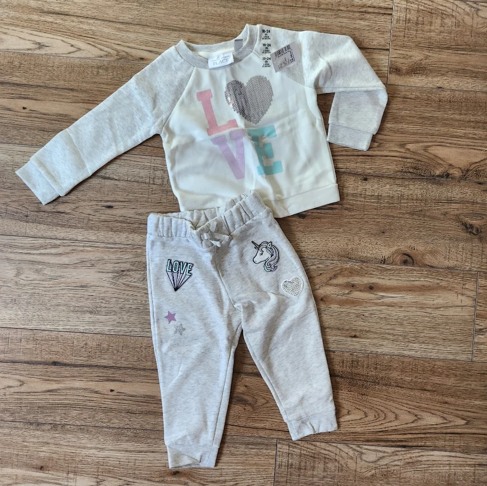 The Children's Place Unicorn/LOVE Sweatshirt/Sweatpants Set Size 18-24 months - Picture 2 of 16